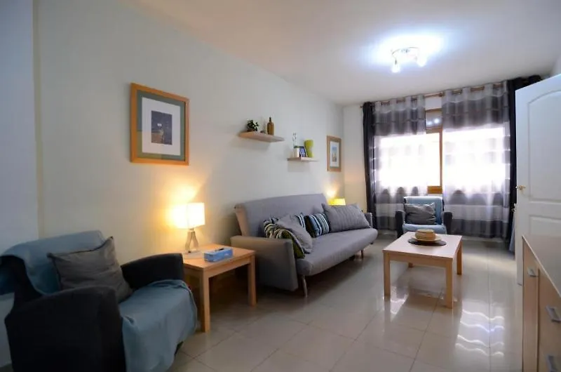 Mestral L' Escala 0*,